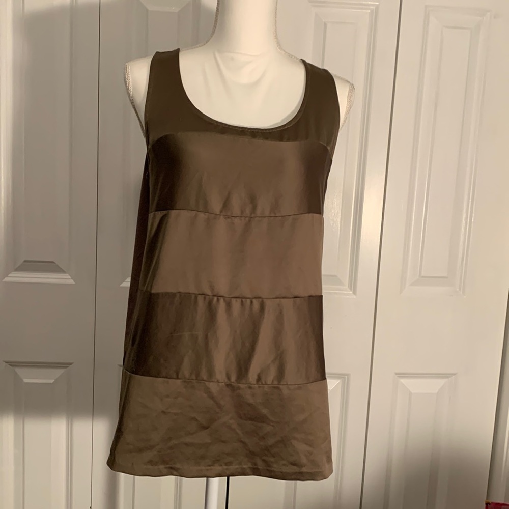 Ann Taylor tank top. Taupe/brown size L